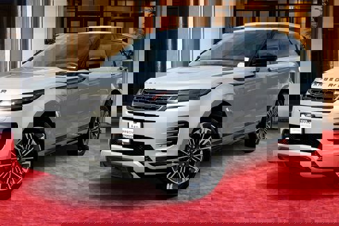 Used 2024 Land Rover Range Rover Evoque Dynamic SE image 1
