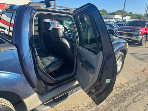 Used 2003 Ford Explorer Sport Trac XLT image 11
