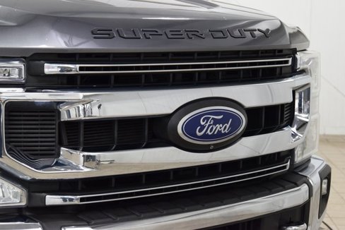 Used 2021 Ford F250 XLT w/ XLT Premium Package image 9