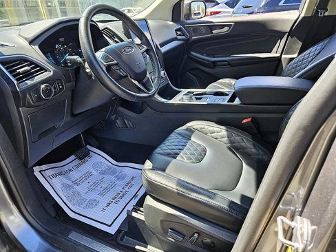 Used 2024 Ford Edge Titanium image 7