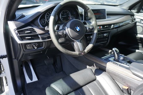 Used 2017 BMW X5 xDrive35d image 16
