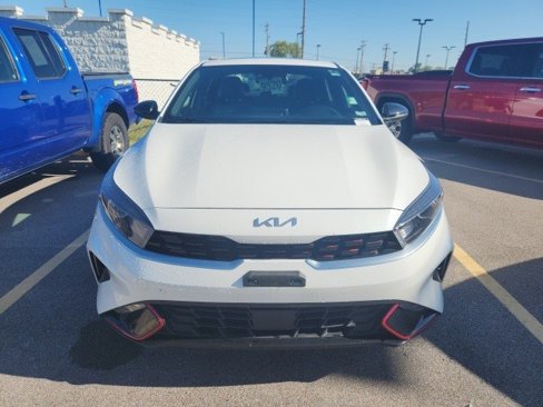 Used 2023 Kia Forte GT-Line w/ GT-Line Premium Package image 2