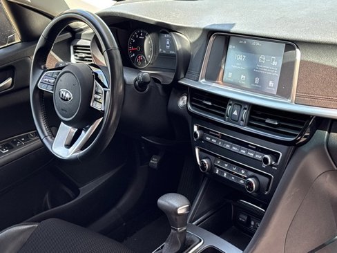 Used 2020 Kia Optima S image 21