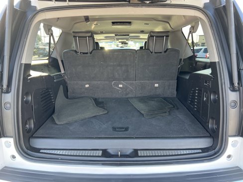 Used 2016 GMC Yukon XL Denali w/ Open Road Package image 28