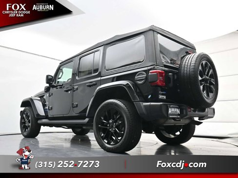 Used 2021 Jeep Wrangler Sahara w/ Cold Weather Group image 20
