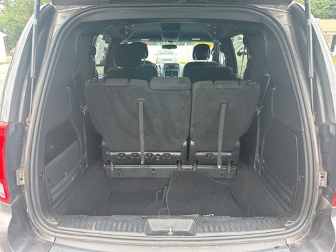 Used 2015 Dodge Grand Caravan SE w/ Quick Order Package 29E SE image 8