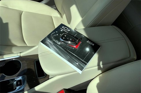 Used 2024 Chevrolet Malibu LT image 13