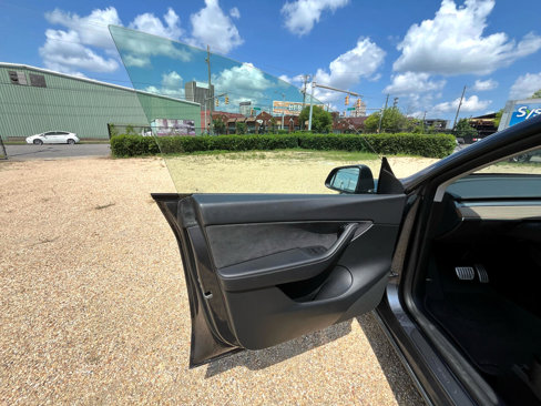Used 2021 Tesla Model Y Performance image 41