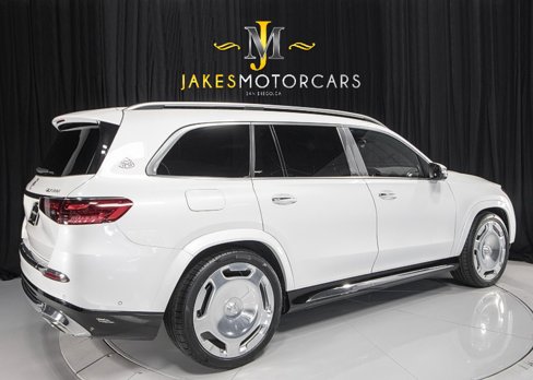 Used 2024 Mercedes-Benz Maybach GLS 600 image 11
