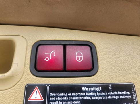 Used 2009 Mercedes-Benz GL 320 BlueTEC 4MATIC image 18