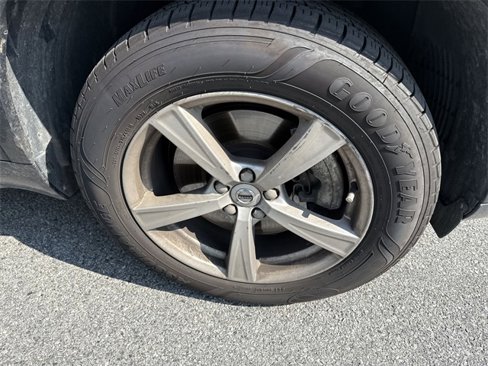Used 2018 Volvo XC90 T5 Momentum w/ Convenience Package image 11
