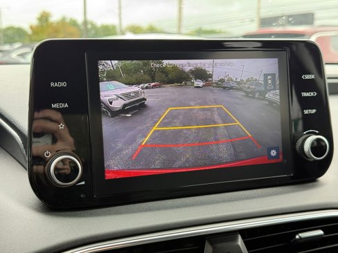 Used 2021 Hyundai Santa Fe SE image 14