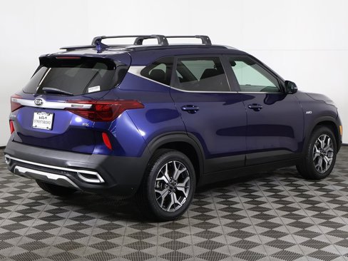 Used 2021 Kia Seltos EX image 10