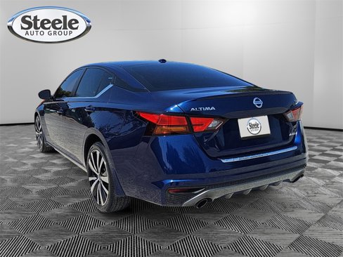 Used 2022 Nissan Altima 2.5 SR image 3