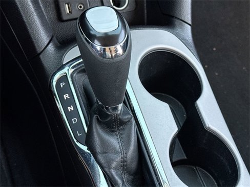 Used 2017 Chevrolet Cruze LS image 18