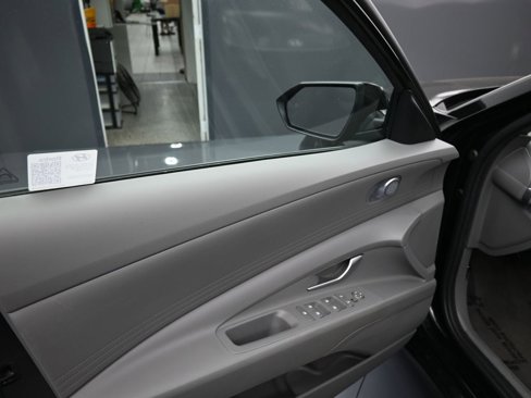 Certified 2024 Hyundai Elantra SEL image 13