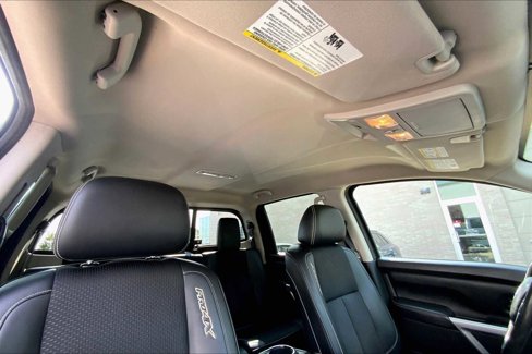 Used 2017 Nissan Titan PRO-4X image 27