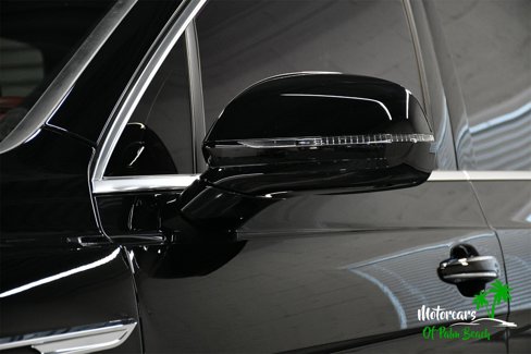 Used 2022 Bentley Bentayga image 16
