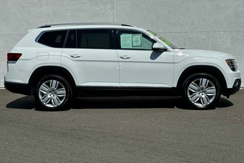Used 2019 Volkswagen Atlas SEL Premium image 3