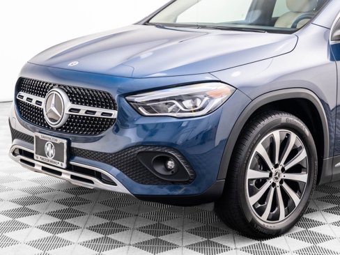 Certified 2021 Mercedes-Benz GLA 250 4MATIC image 32