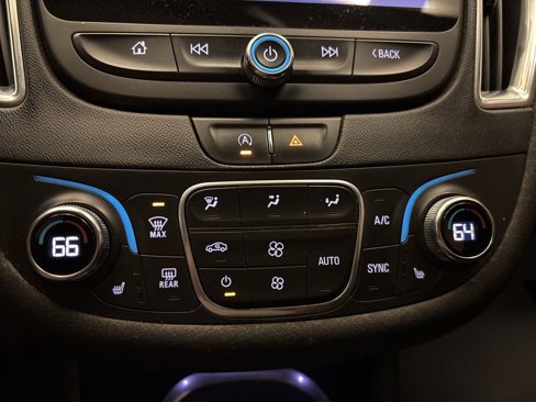 Used 2020 Chevrolet Malibu LT image 19