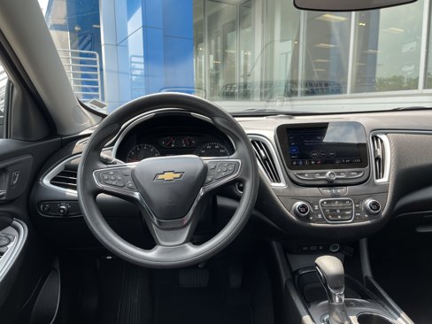 Used 2024 Chevrolet Malibu LT image 17