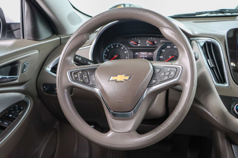 Used 2021 Chevrolet Malibu LT image 12