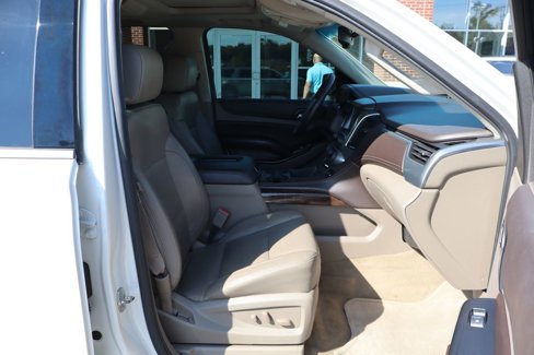 Used 2015 Chevrolet Suburban LT image 52