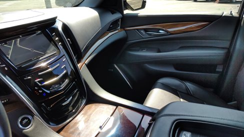 Used 2017 Cadillac Escalade Luxury image 31