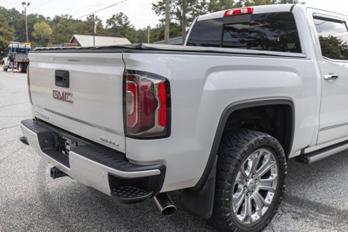 Used 2018 GMC Sierra 1500 Denali w/ Denali Ultimate Package image 8