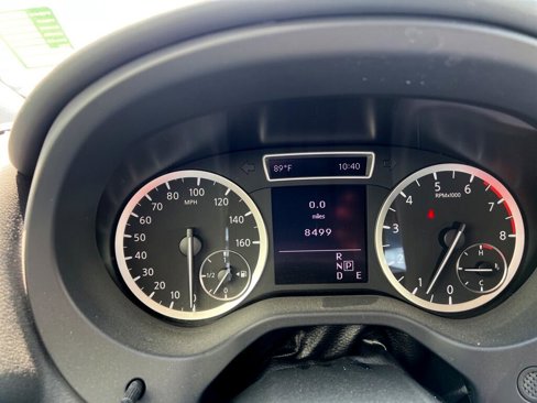 Used 2018 INFINITI QX30 AWD image 13