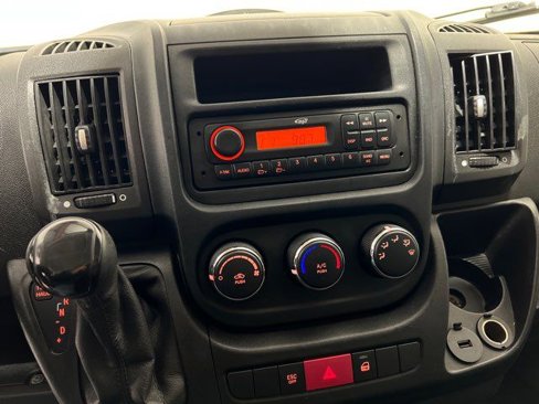 Used 2015 RAM ProMaster 1500 image 21