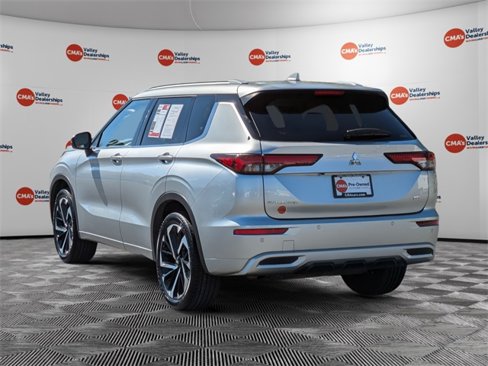 Used 2023 Mitsubishi Outlander SEL image 7