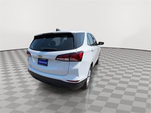 Used 2022 Chevrolet Equinox LS image 8