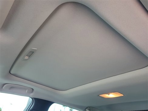 Used 2020 Toyota Corolla LE image 15