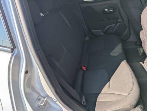 Used 2020 Jeep Renegade Sport image 24