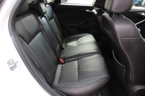 Used 2014 Ford Focus SE w/ Equipment Group 201A image 39