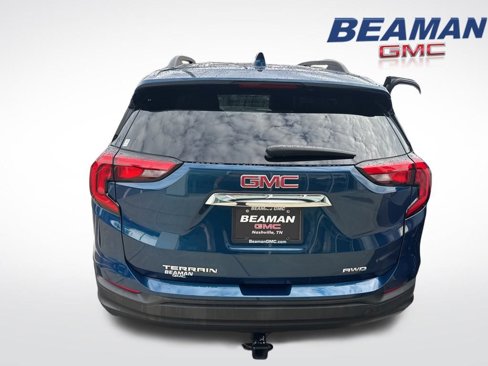Used 2021 GMC Terrain SLE w/ Driver Convenience Package image 8