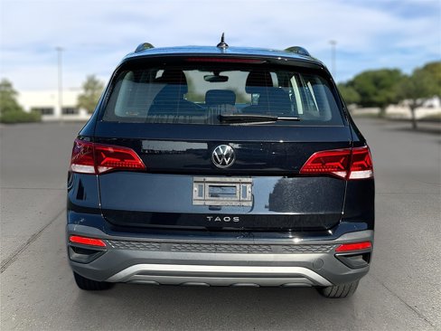 Used 2023 Volkswagen Taos S image 4