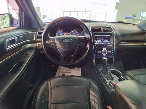 Used 2016 Ford Explorer Platinum image 9