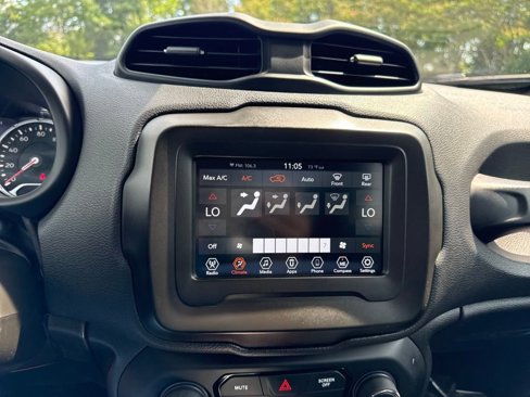Used 2020 Jeep Renegade Trailhawk image 17