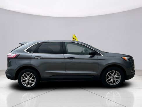 Used 2023 Ford Edge SEL image 5