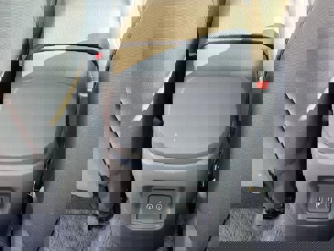 Certified 2025 Hyundai Elantra Sport image 18