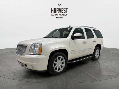 Used 2010 GMC Yukon Denali image 1