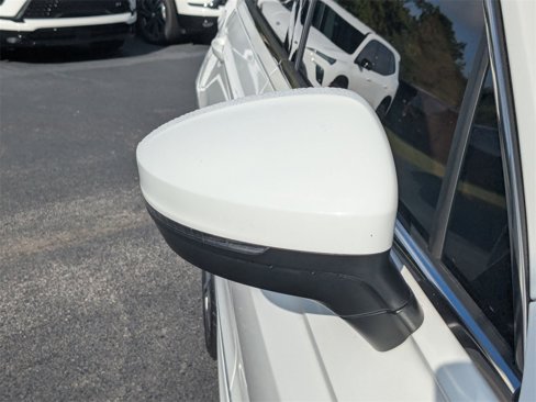 Used 2020 Volkswagen Tiguan SEL Premium R-Line image 11