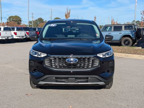New 2025 Ford Escape Active image 2