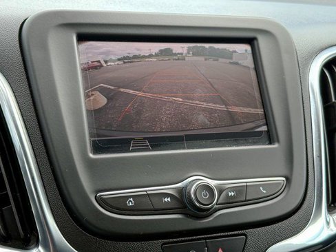 Used 2022 Chevrolet Equinox LT image 19