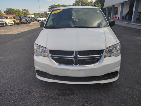Used 2016 Dodge Grand Caravan SE w/ Quick Order Package 29E SE image 3