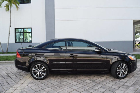 Used 2012 Volvo C70 T5 image 9