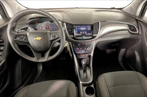 Used 2022 Chevrolet Trax LS w/ Tint and Cruise Package image 21